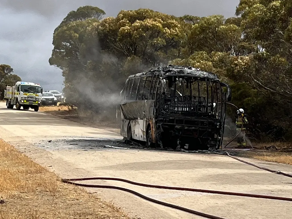 Bus fire at Senior - 24 November 2023